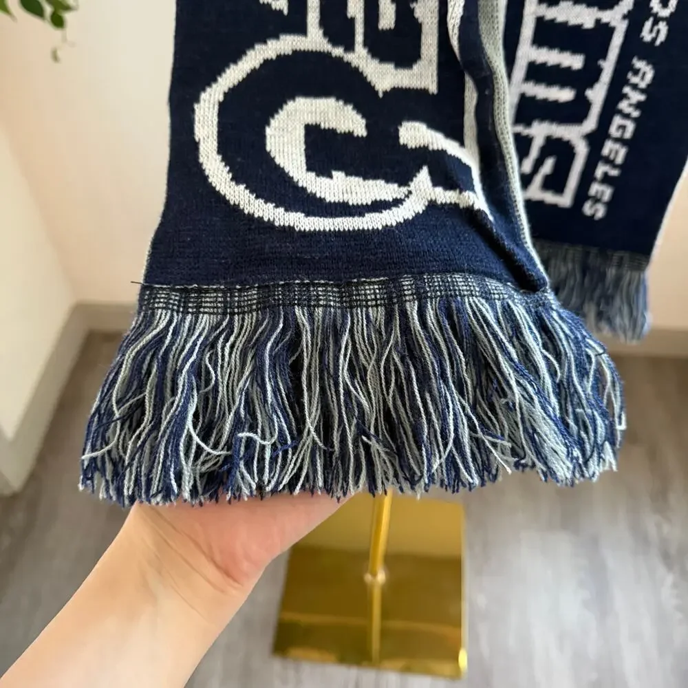 Los Angeles Rams NFL Team Logo Knit Scarf Reversible Unisex Blue Gray - Picture 5 of 5